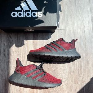 Adidas Questar Flow K Size 3.5 kids